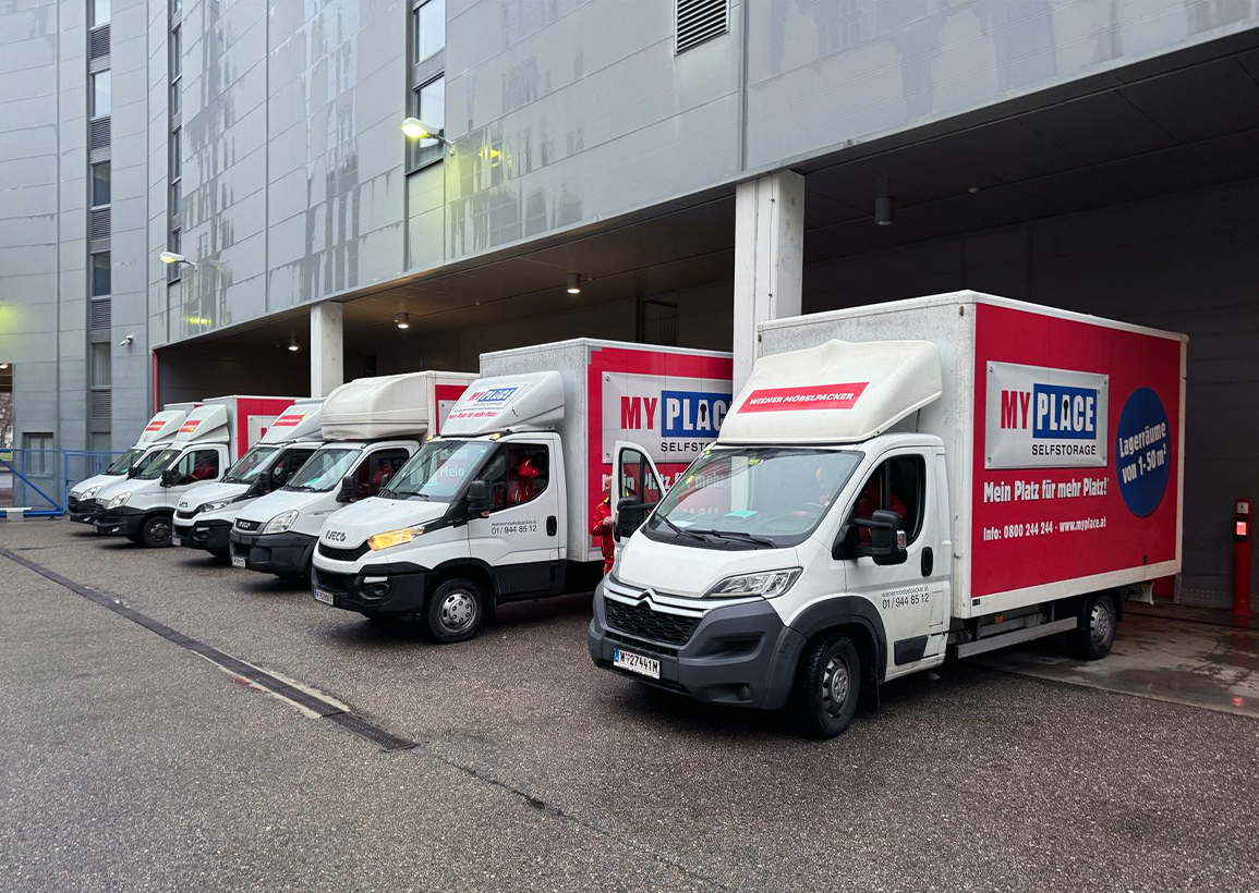 Between Vienna and Graz Move