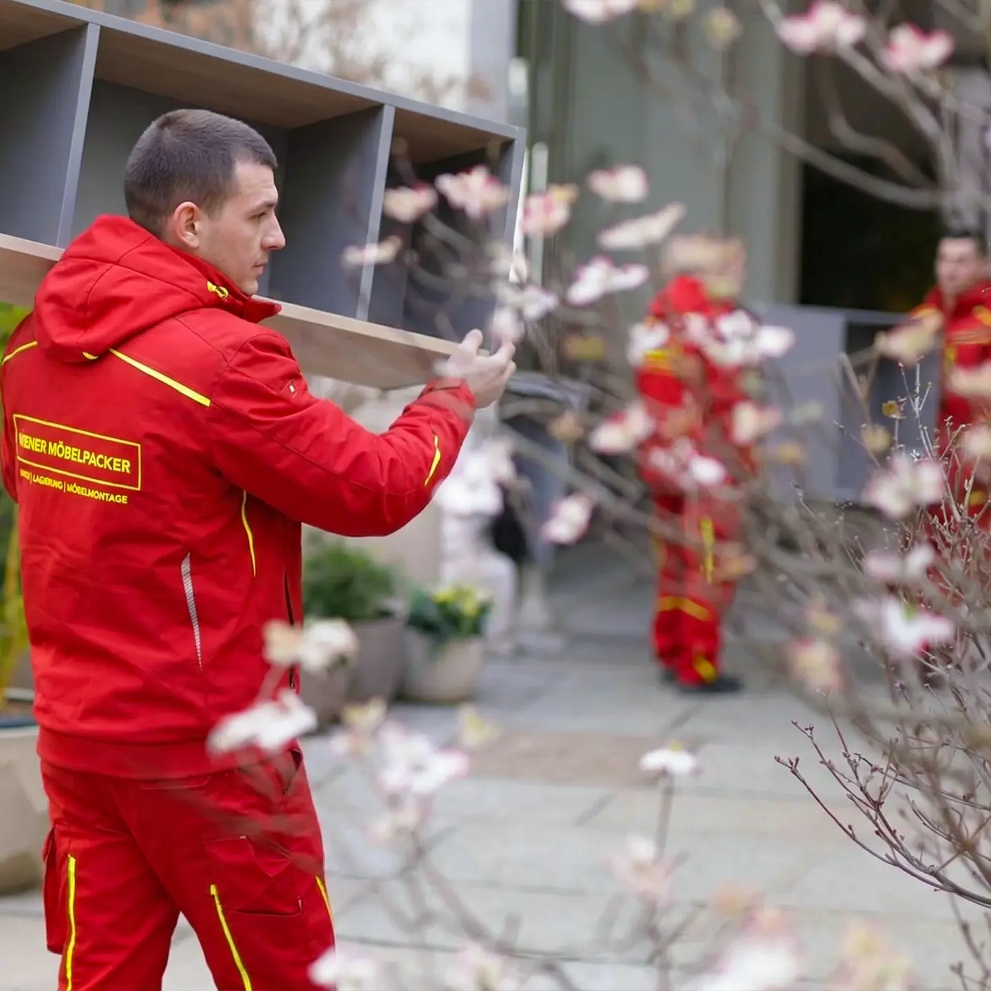 Der Umzug ist im Gange