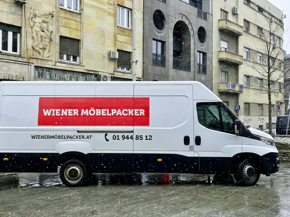 Transporter nach dem Umzug aus Salzburg