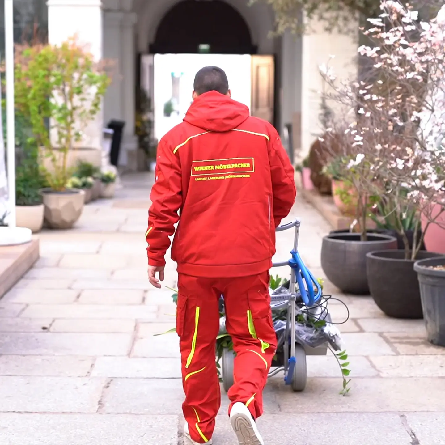 Umzug mit Tragehilfe Wien–Graz