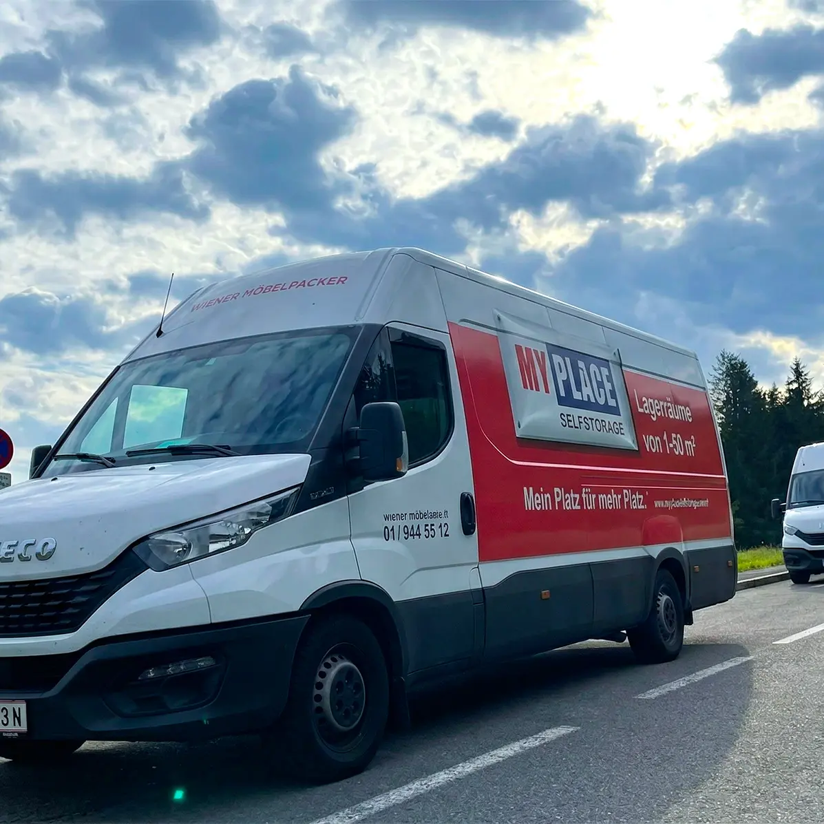 Umzugswagen auf dem Weg nach Eisenstadt